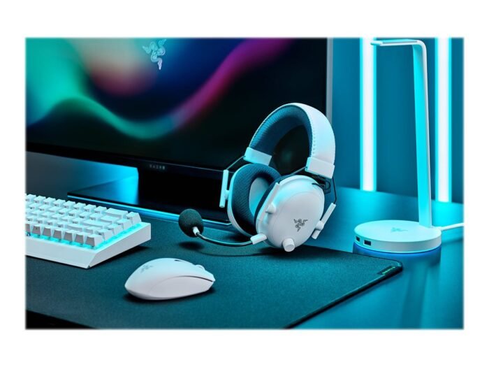 Razer BlackShark V2 Pro (2023), беспроводные наушники, охватывающие, белые