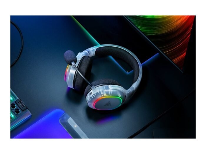 Мультиплатформенная игровая гарнитура Razer | Barracuda X Chroma | Bluetooth | Полноразмерная | Микрофон | Phantom White Edition | Беспроводная