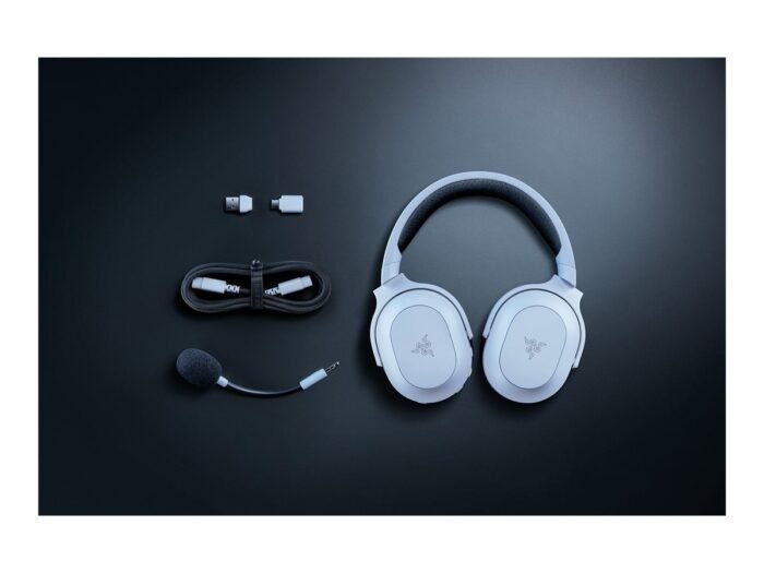 Мультиплатформенная игровая гарнитура Razer | Barracuda X Chroma | Bluetooth | Полноразмерная | Микрофон | Phantom White Edition | Беспроводная